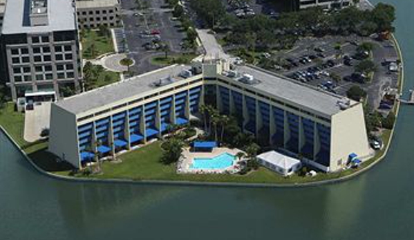 DoubleTree by Hilton Tampa Rocky Point Waterfront - Tampa, FL