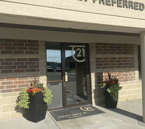 Century 21 Preferred - Mason City, IA