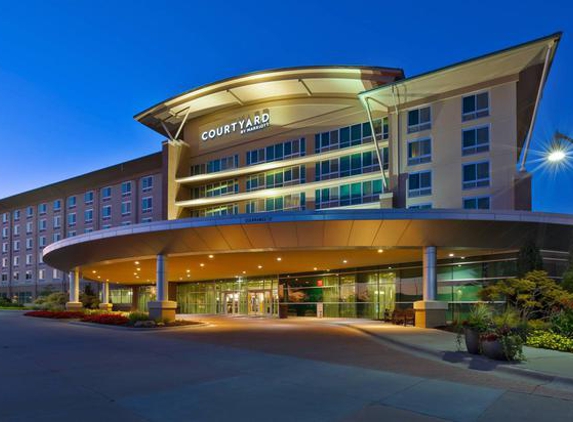 Courtyard by Marriott - La Vista, NE