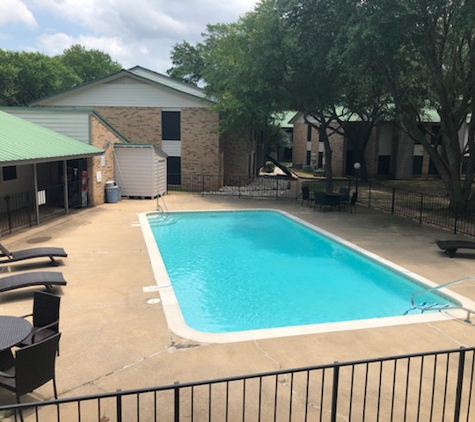 Athena Garden Apartments - Athens, TX