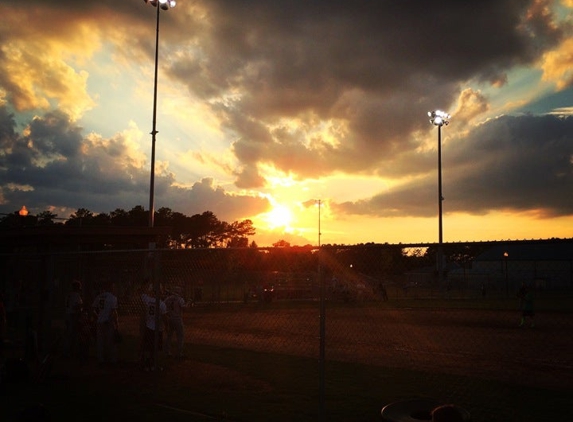 Jacksonville Commons Recreation Center - Jacksonville, NC