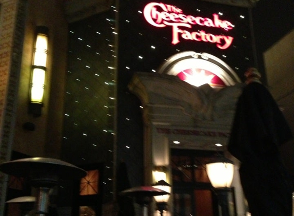 The Cheesecake Factory - Saint Louis, MO