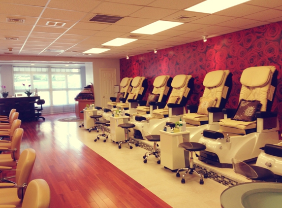 Elegant Nail & Spa - Thomaston, CT