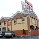 Red Carpet Inn - Motels