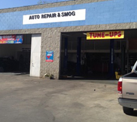 Akey Brakey Auto Repair Tire & Smog - Agoura Hills, CA