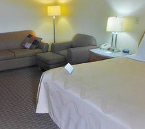 Quality Inn & Suites - Greenfield, IN