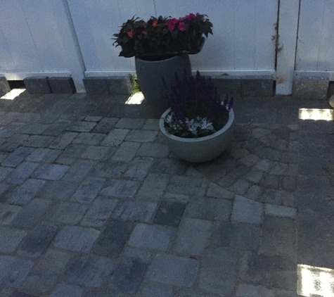 Glenwood Construction - Brooklyn, NY. Solar lights