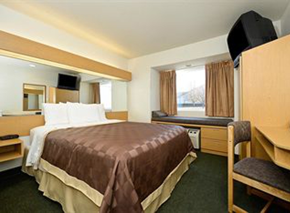 Americas Best Value Inn & Suites Ada - Ada, OK