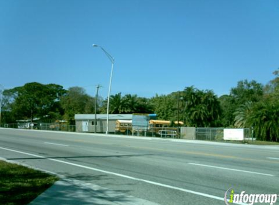 Ellen Meade School-Creative - Bradenton, FL