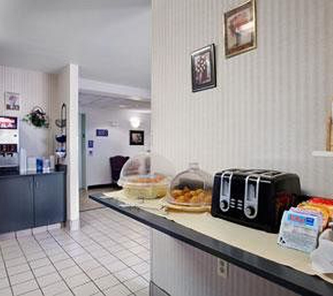 Microtel Inn & Suites by Wyndham Fond Du Lac - Fond Du Lac, WI