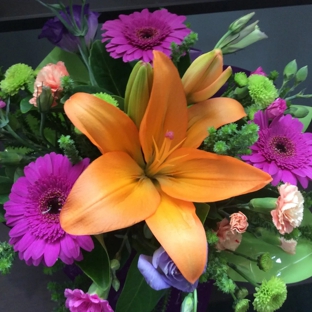 Blooms On High - Hastings, VIC