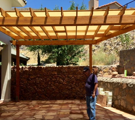 Red Oaks Landscaping and Pergolas - El Paso, TX