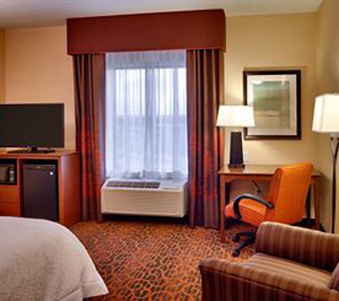 Hampton Inn Omaha/West Dodge Road (Old Mill) - Omaha, NE