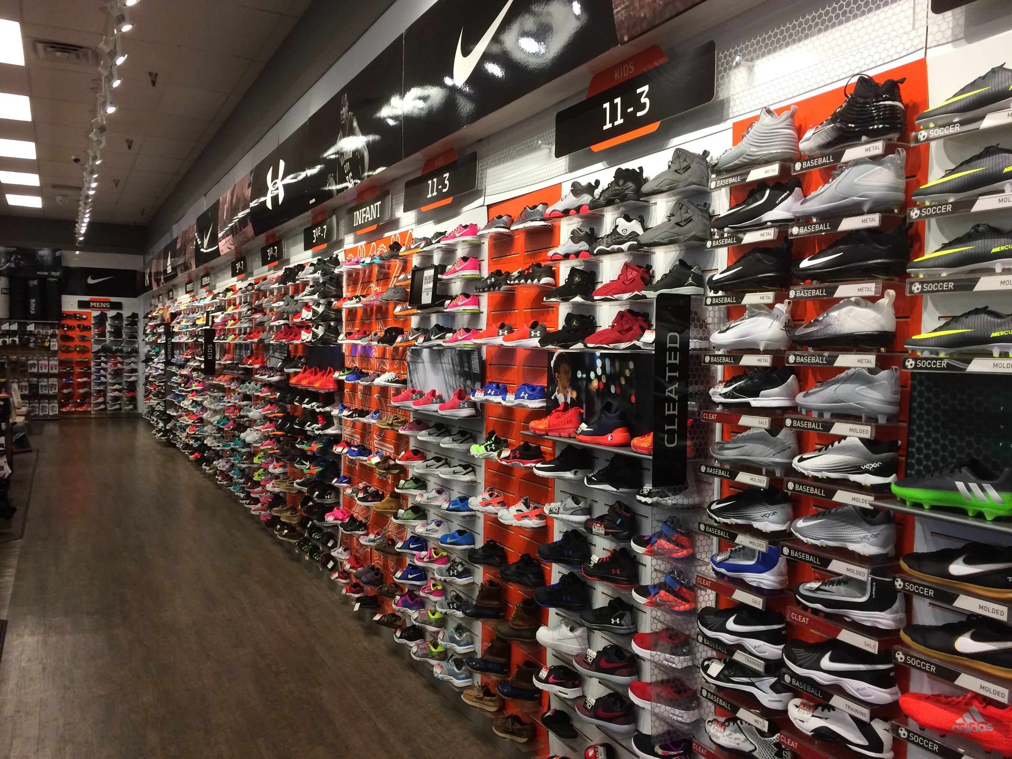 Hibbett Sports in Houston, TX - Sneakers Store