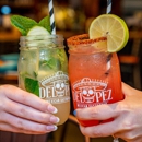 Del Pez Riverfront - Bars