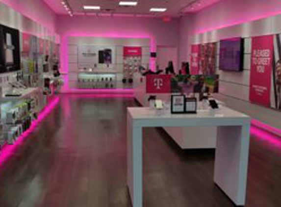 T-Mobile - Fort Smith, AR