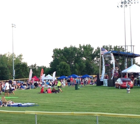 Centennial Park Aquatic Center - Orland Park, IL