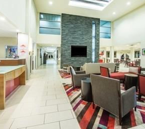 Hawthorn Suites by Wyndham El Paso Airport - El Paso, TX