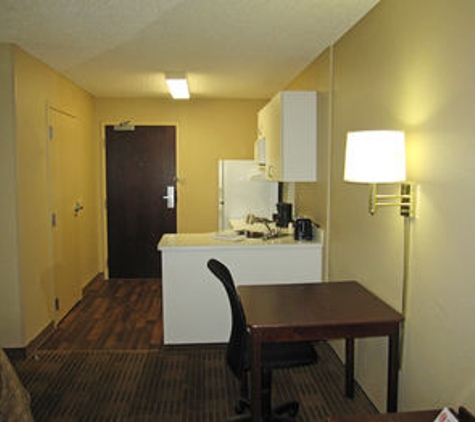 Extended Stay America - Los Angeles - Valencia - Stevenson Ranch, CA