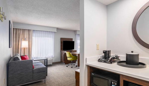 Hampton Inn & Suites Hartford-Manchester - Manchester, CT