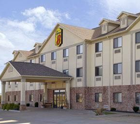 Super 8 by Wyndham Perryville - Perryville, MO