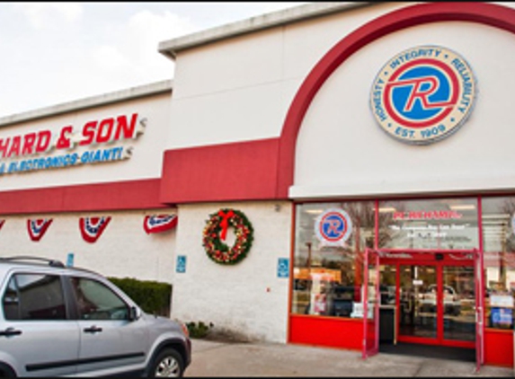 P.C. Richard & Son - Stony Brook, NY