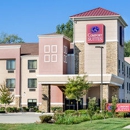 Comfort Suites Topeka Northwest - Motels