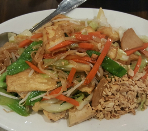 Renton Bistro - Renton, WA. Rice Noodles with Tofu
