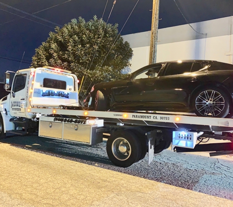 Munoz Towing - Paramount, CA