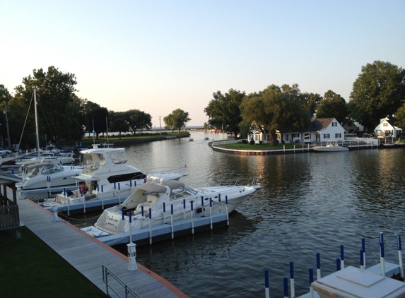 Chez Francois Restaurant - Vermilion, OH