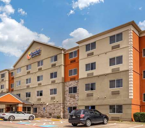 Comfort Inn & Suites - Austin, TX