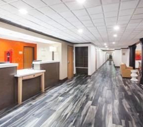 Hawthorn Extended Stay by Wyndham Corpus Christi - Corpus Christi, TX