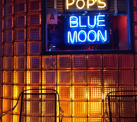 Pop's Blue Moon - Saint Louis, MO
