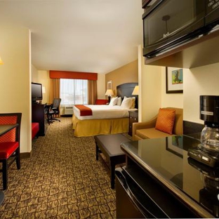 Holiday Inn Express & Suites Uvalde - Uvalde, TX