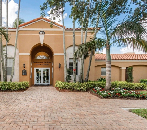 Gatehouse on the Green Apartments - Plantation, FL