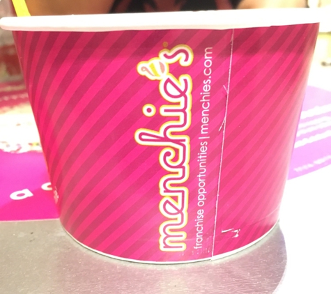 Menchie's Frozen Yogurt - Encino, CA