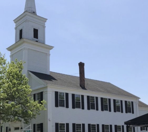 Aardvark Roofing - Sandy Hook, CT. Newtown meeting house Newtown Connecticut Main Street right across from the flagpole. #gaftimberline #charcoal