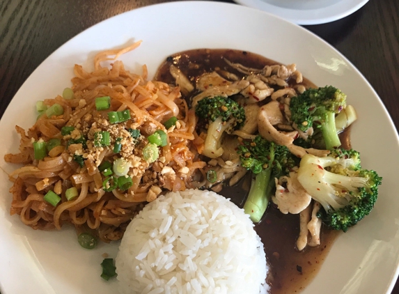 Thai Grill Restaurant - Bellevue, WA