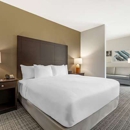 Comfort Inn & Suites Verona at Turning Stone Resort Casino - Hotels