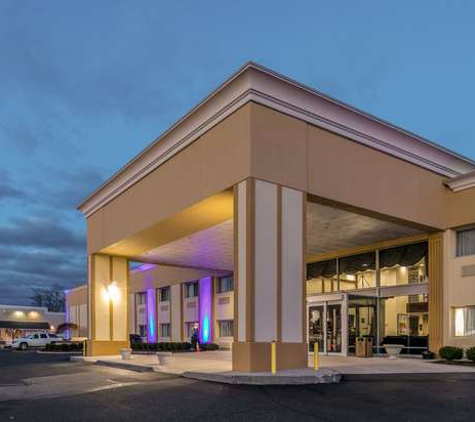 Comfort Inn Medford-Long Island - Medford, NY