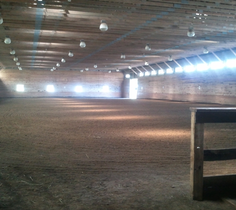 Twin View Stables at Dorian Equestrian Center - Campbell Hall, NY