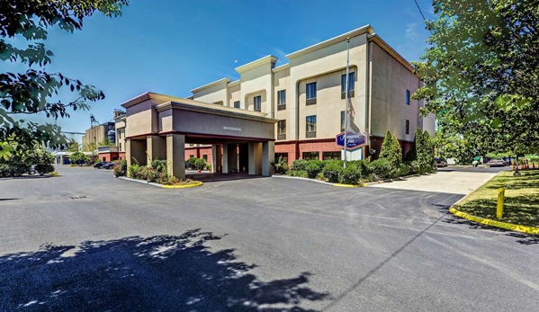 Hampton Inn by Hilton Columbus I-70E/Hamilton Rd. - Columbus, OH