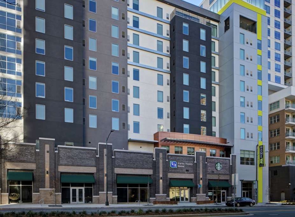 Home2 Suites by Hilton Charlotte Uptown - Charlotte, NC