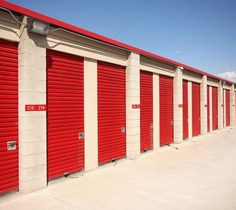 SecurCare Self Storage - Riverside, CA