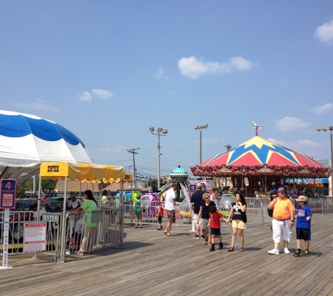 Jenkinson's South Gift Shop - Point Pleasant Beach, NJ