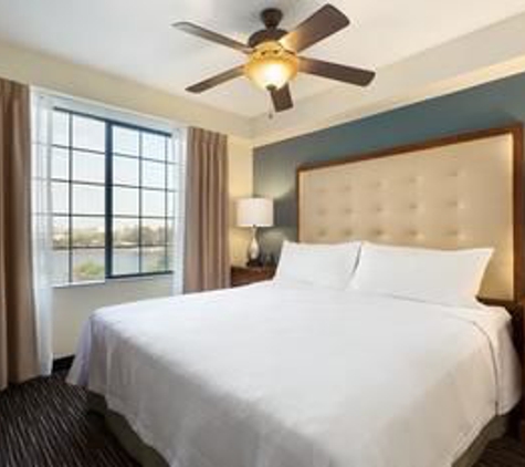 Homewood Suites by Hilton San Diego Airport-Liberty Station - San Diego, CA