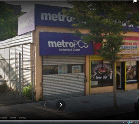 Metro PCS - Newark, NJ. Owner/Employee very Disrespectful!
