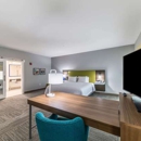Hampton Inn & Suites Pryor - Hotels