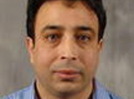 Sanjeev Gupta, MD - Crystal Lake, IL