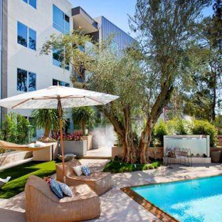 Icis Apartment Homes - Glendale, CA